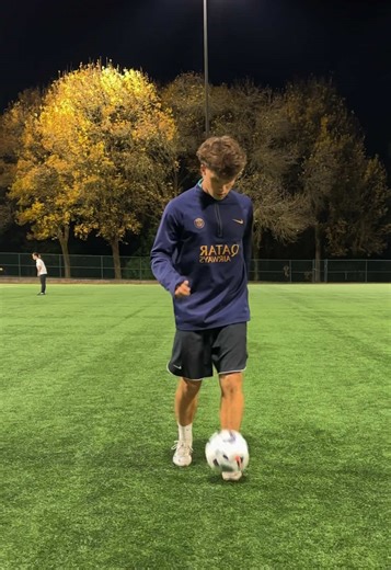 #football #soccer #footy #skills | Football Clips