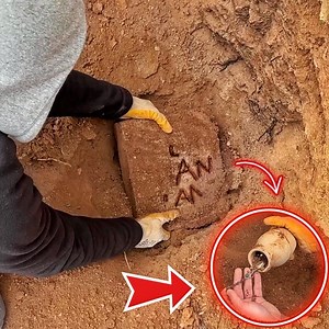 135K views · 1.9K reactions | We found treasure under a 1000-year-old inscription | Arkeologer | Facebook
