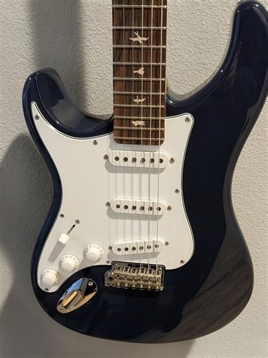 Used PRS SE Silver Sky Left-handed - Sweetwater's Gear Exchange
