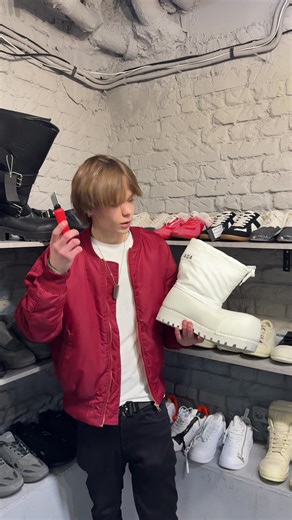 Balenciaga Outfit Ideas for Every Trend