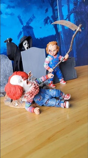 Pennywise Vs Pennywise Chucky | NECA Horror Figure Setup 🎈😱