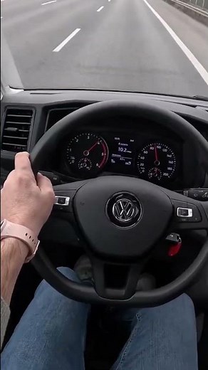 Volkswagen Crafter 2.0 TDI 140 HP Acceleration Test