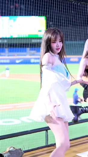 Awesome cheerleading dance by my Chuuu. 🌹Lee Ju Eun 🥳#Joksnam💕💋💕#李珠珢 #Angel32 #trending #sexy #my_chuuu #photography #이주은 #LeeJuEun #cheerleading #cheerleader #FubonGuardians #prettygirl #baseball #sports #cheerleaderlife | Joksnam