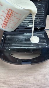 Recette de crêpe à la machine à sandwich : résultat surprenant | Super Recettes