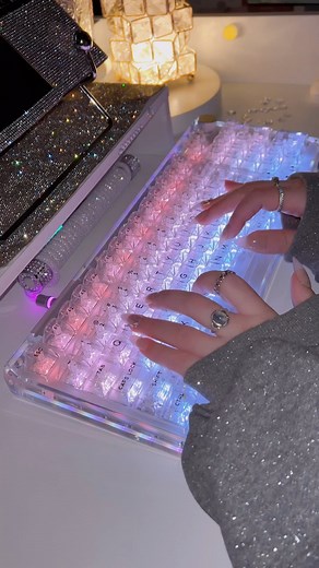 . 🧊Please check my bio links for KiiBOOM Phantom98 🧊There is the number section at the right side 🧊The color is RGB lighting effect that you can download for free from kiiboom drive software. 🧊This keyboard can connect to a computer using a type C cable, or it can connect to a any device with Bluetooth. . . . 🧊Is this your vibe? Getting addicted to keebs tapping sounds. Crazy obsessive satisfying keebs. #keyboardasmr #keyboard #customizedkeyboard #cutekeyboard #keyboardart #tappingkeyboard 