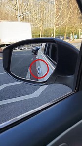 How to properly use the side view mirror? #drive #driving #drivingskills #drivinglessons #cartips #drivinginstructor #carknowledge #drivesafe | Driving Hacks