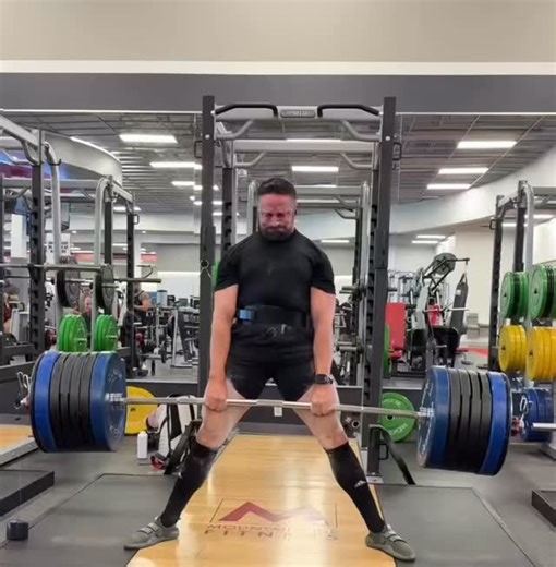 Layne Norton, PhD on Instagram: "Sometimes you just gotta lift angry and exorcise the demons 😈 New training block starts now — working toward top-end singles to see where my strength’s really at. This week wasn’t max effort, but everything moved fast and clean. 675 deadlift • 560 squat • 330 bench — not PRs, but the speed’s right where I want it. If recovery stays on point, I might push a new best this block 👀 Next week gets heavy… and I’m ready for it 💪 If you’re ready t