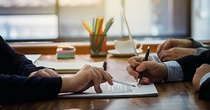 Second-Tier Lenders vs. Banks: Which Is Better for You?