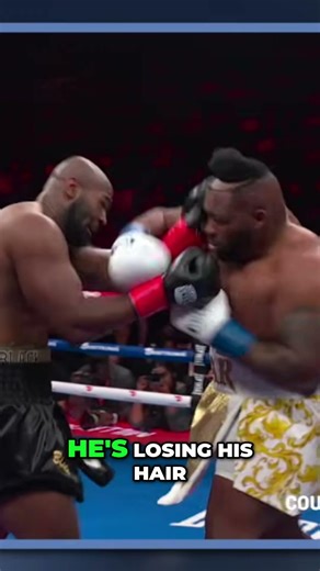 Boxer's Toupee Flies OFF During Fight! Crowd Goes WILD! #shorts