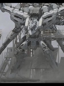 Unique Mech Design: Exploring White Glint