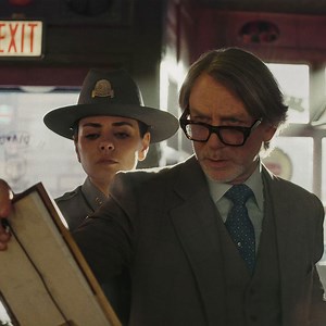 Watch: Netflix's new detective drama is already being hailed as 'incredible'