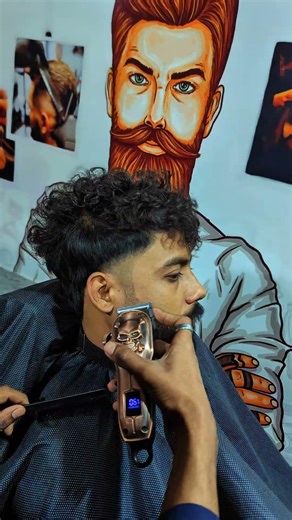 "precision in every cut✂️🚨 "look sharp .feel confident Hajjam hair man saloon 👶 #hairgrooming