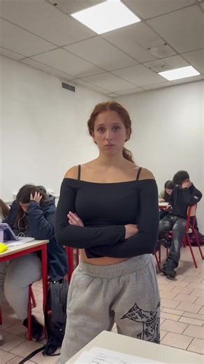 Posso andare in bagno? #school #milano #Hair #student #nebbiadentro