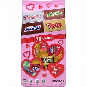 Snickers, Twix & More Valentine's Day Milk Chocolate Bars Variety Pack - 70 Ct Bulk Bag