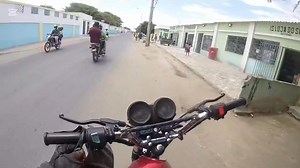 19K views · 1.9K reactions | O povo do tômbwa é assim ♥️, o que mais me deixou admirado foi o meu último passageiro. Tão logo chegou no destino final ele simplesmente fez isso 掠 #ultimopiloto #LiberdadeSobreRodas | Último Piloto | Facebook