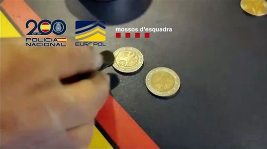 500.000 gefälschte 2-Euro-Stücke in Umlauf: So erkennen Sie das Falschgeld