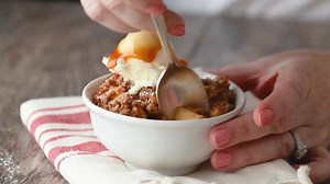 16K views · 21 shares | New: Easy Apple Crisp Recipe! Simple, old-fashioned, & so yummy for fall! https://bakingamoment.com/easy-apple-crisp-recipe/ | Baking a Moment | Facebook