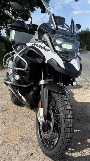 Fitting a headlamp protector to BMW R1200GS Adventure