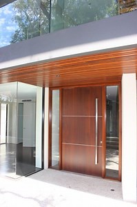 [Hot Item] Modern Villa Main Exterior Door Wooden Pivot Entrance Doors