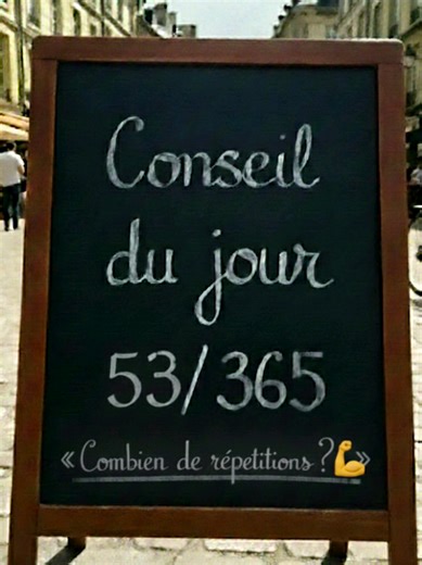 Vidéo précédente ➡️@RS2C Conseil du jour 53 / 365✅ Le corps ne réagit pas à un chiffre de répétitions. Il réagit à l’intensité du stimulus que tu lui imposes. Trois facteurs dominent la croissance musculaire : 1️⃣ La tension mécanique La force exercée sur le muscle. 2️⃣ Le volume d’entraînement Le total de travail accumulé (séries × répétitions × charge). 3️⃣ La proximité de l’échec musculaire Plus tu t’approches de l’incapacité de faire une répétition de plus, plus le signal de croissance est f