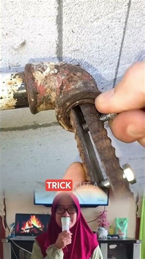 Genius Hack to Remove a Rusty Faucet Thread! 🔧🔥