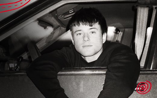 【新歌速递】Alec Benjamin - Outrunning Karma (Lyrics)