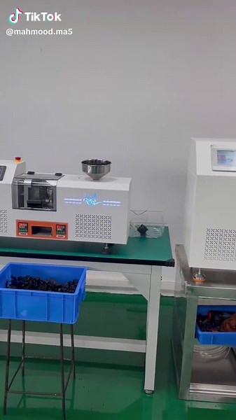 Mini Injection Molding Machine Overview and Features