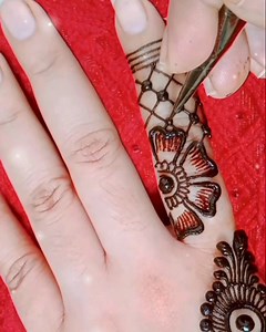 Simple & easy mehndi design. #mehndi #design | Mehndi design