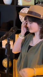 🎙️ “I waited til I saw the sun, don’t know why I didn’t come” 🎶 It’s a gloomy weekend in south Louisiana. Perfect weather for some soft blues. Here’s me singing “Don’t Know Why” by Nora Jones. Hope you like it!! | LAYLA Music