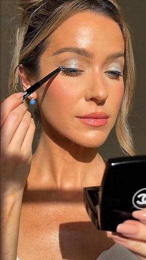 HOW TO: EASY BLUE EYESHADOW MAKEUP using Chanel Rivage Eyeshadow Palette