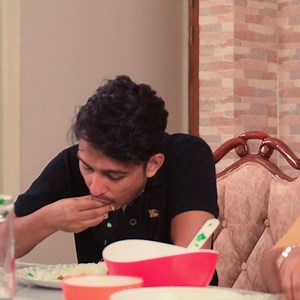 2.3M views · 81K reactions | টাকার অভাবে উপাস থাকে ম্যাচে থাকা ছেলেটি । সাহায্য করলো বন্ধুর মা... #shortfilm #trending | Durbin Inspiring | Facebook