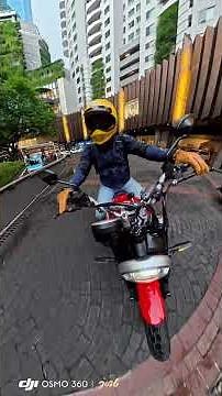Tutorial Parkir Motor Mudah Tunjungan Plaza Surabaya