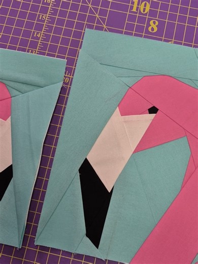 loving mirrored flamingos!! #fpp #quilt #flamingo #sewing