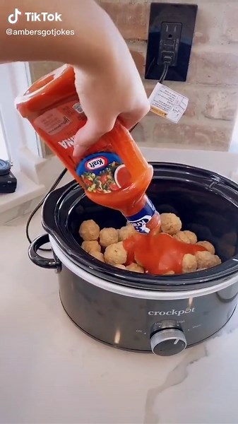 Best Party Meatball Recipe: Easy & Delicious