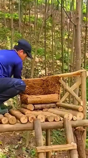 120 Hours of Building and M Surviving Storms in the Rainforest#treehouse #forest #shelter #survival