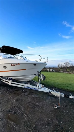 Smart Boat Sales on Instagram: "2016 Bayliner 642 Cuddy – Full Walkthrough On the market for £29,995 and located in Falkirk. Two owners from new and fitted with a brand-new MerCruiser 180 4.3MPI engine with zero hours (installed Sept-23). Specification includes: • Indespension road trailer • Teak swim platform & swim ladder • Aft sunpad • L-shaped cockpit seating with reversible backrest • Walk-through windscreen • 2-berth cuddy cabin with porta-loo • Simrad chartplotter • Bimini, full camper co
