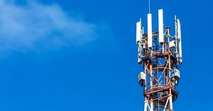 Cell service getting worse? One study suggests that it is