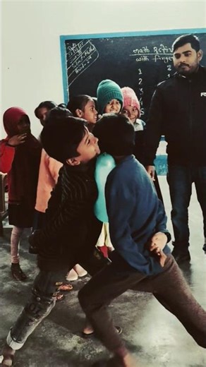 “मज़े–मज़े में सीखने की अनोखी Balloon Game 🎈”#reels #education #primaryschool