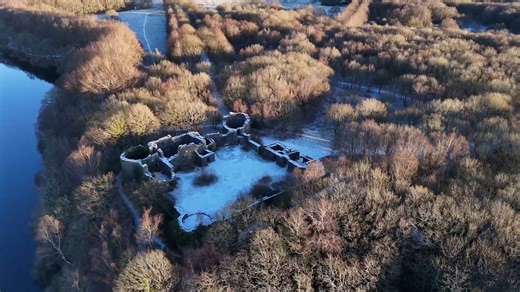 ❄️ Stunning winter scenes at Rivington's castle folly... Built around 1912 by Lord Leverhulme, these 'ruins' are a scale replica of the 13th century Liverpool Castle, which stood for 500 years on the banks of the Mersey before it was demolished. | Lancashire Post