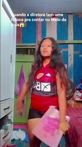 Diretora Contando fofoca no meio da aula😱#humor#encenacao#comedia #tenteiteesquecer #memes #dublagem