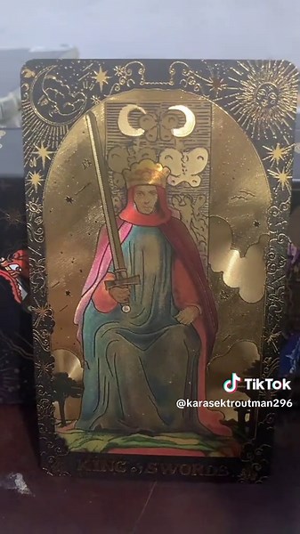 Tarot card meaning: simple daily tarot reading