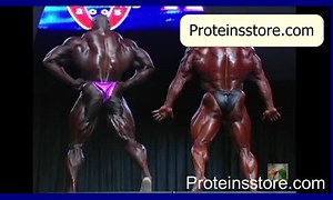 Proteinsstore Legend vs Legend : Jay Cutler Vs Ronnie Coleman 2006 Mr.Olympia, 8 Time Mr.Olympia champ Ronnie Coleman and 4 Time Mr.Olympia Winner Jay Cutler Posing on Stage. For more Video Visit www.proteinsstore.com | Proteinsstore