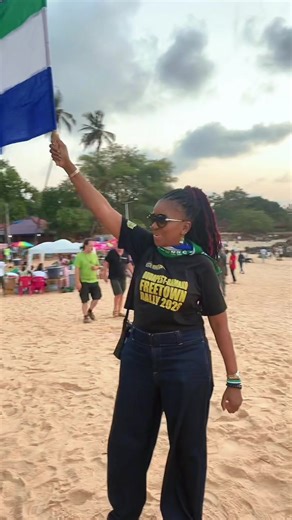 Minister of Tourism and Cultural Affairs Nabeela Farida Tunis at Bureh Beach to welcome Budapest Bamako Freetown Rally participants. #budapest #destination #bamako