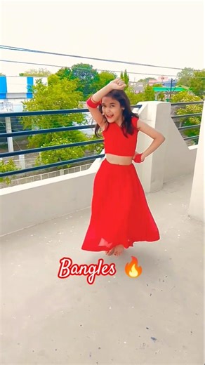 #Lal Lal Colour Chi Bangadi 🔥#Offical Video#sanjurathod#Banglessong#latestmarathisong#viral#bangadi