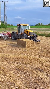 Collecting those bales #agriculture | Pro Horizon Farming Content