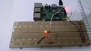 Controlling the Brightness of LEDs with pwm on Raspberry Pi 3 @Raspberry_Pi #piday #raspberrypi