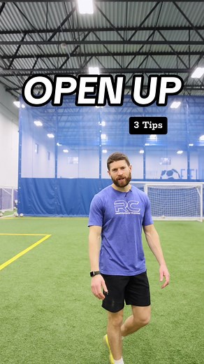1) proper spacing 2) clean lines 3) efficient body shape #soccer #football #soccertraining #soccerdrills