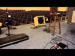 Xitone Cabs 1x12 cab with Matrix GM50 installed.