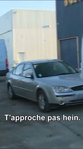 Les gitans occupent son terrain