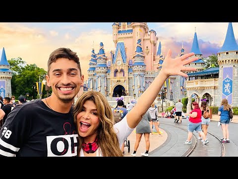 DISNEY WORLD WITH PAULA ABDUL! - Disney VIP Tour Guide | 4 Parks 1 Day